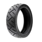 Vysokovýkonná pneumatika pre elektrickú kolobežku.